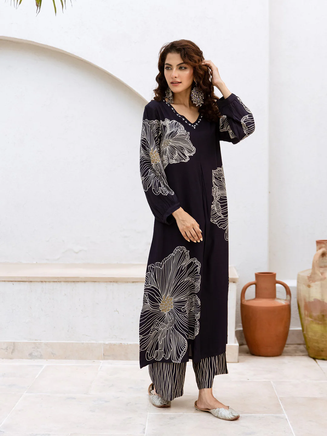 FLORAL PRINT V-NECK COTTON KURTA PALAZZO SET | INDO-WESTERN LONG TUNIC CORD SET | PLUS SIZE AVAILABLE-Navy Blue - Image 6