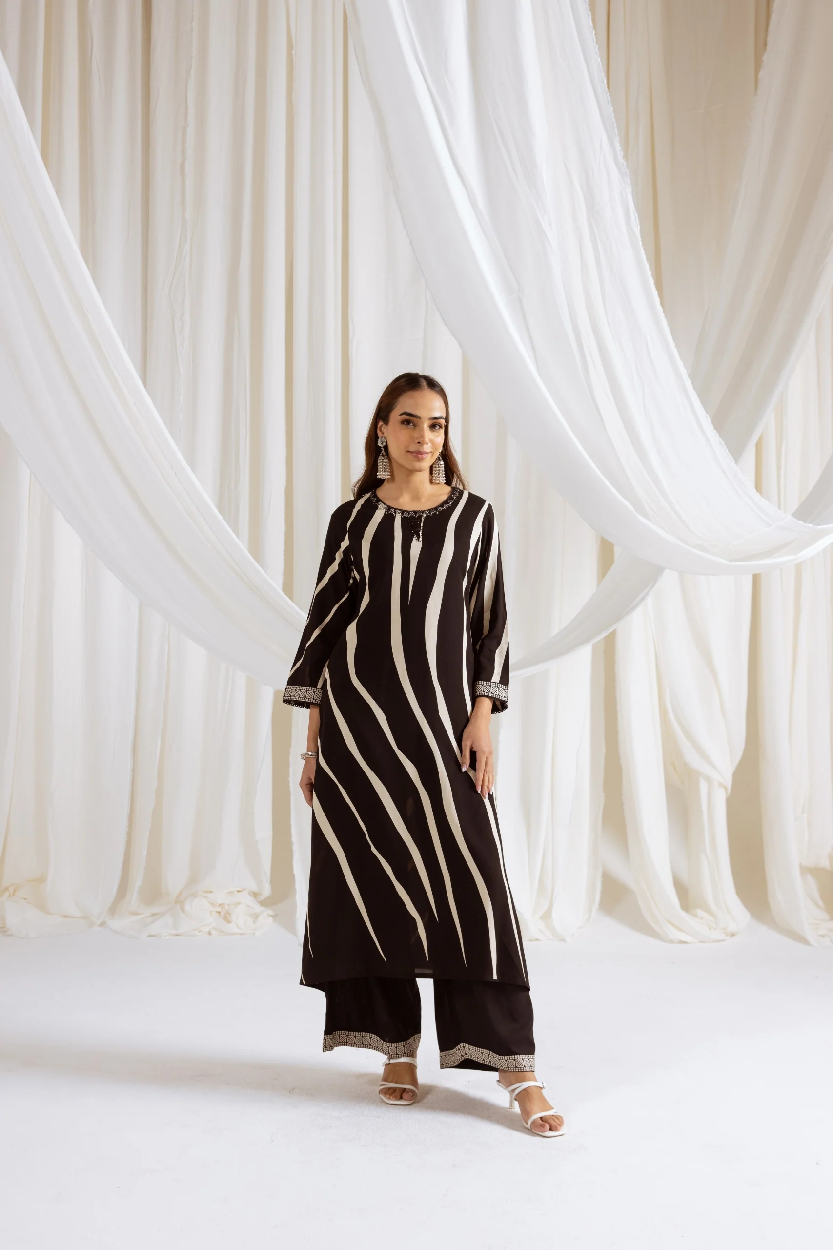 ABSTRACT STRIPED KURTA PALAZZO SET | INDO-WESTERN CORD SET FOR WOMEN | PLUS SIZE AVAILABLE - Image 8